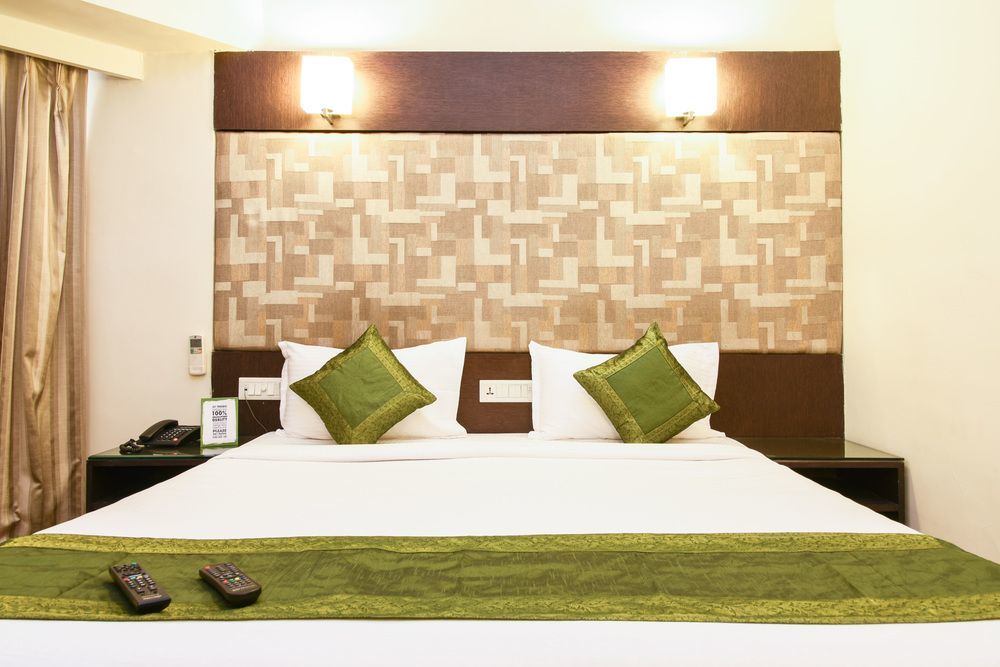 Hotel Treebo Trend Wood Bridge Hyderabad Esterno foto