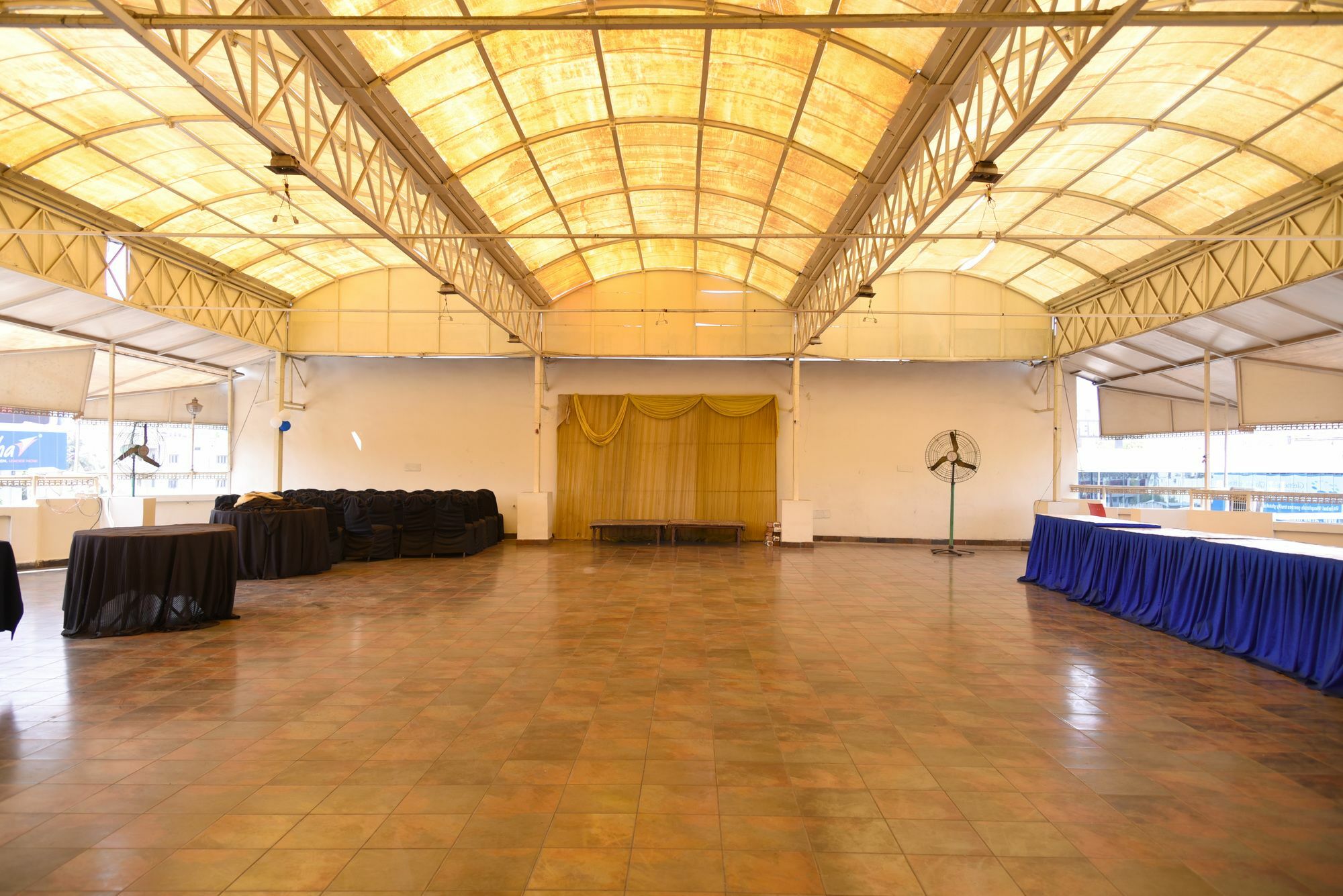 Hotel Treebo Trend Wood Bridge Hyderabad Esterno foto