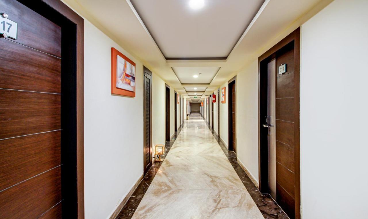 Hotel Treebo Trend Wood Bridge Hyderabad Esterno foto